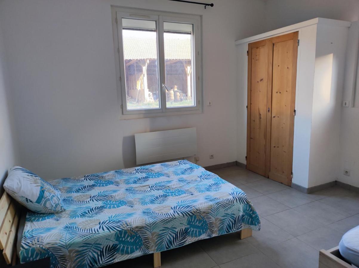 Appartement Dans Partie De Mas En Camargue Arles Eksteriør bilde